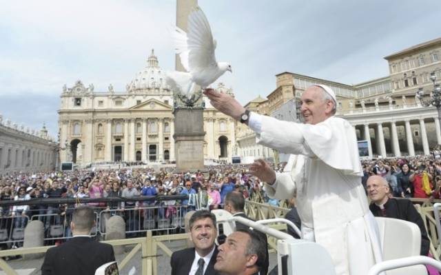 Mensagem do Papa Francisco pelo Dia Mundial da Paz: “Vence a indiferença e conquista a paz”