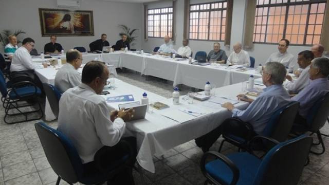 Conser discute o papel do Regional Centro-Oeste da CNBB