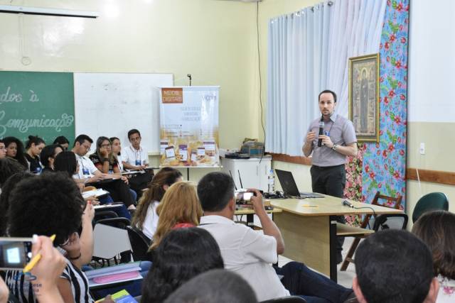 “Redes digitais são ambientes de construção da vida social”, destaca assessor na Jornada da Comunicação Regional