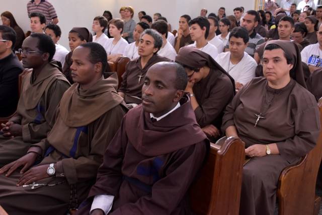 Religiosos da Diocese de Anápolis-GO. 