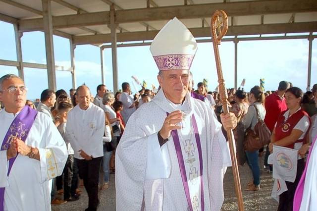 Papa Francisco acolhe pedido de renúncia de Dom José Ronaldo