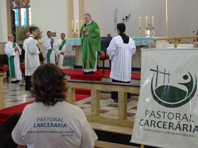 “O sistema prisional piorou”, denuncia religiosa nos 20 anos da Pastoral Carcerária de Goiânia