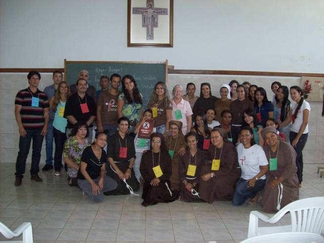 Pastoral da Aids realiza capacitação em Anápolis