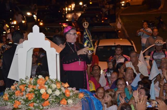 Imagem de Nossa Senhora Aparecida é acolhida na Diocese de Uruaçu