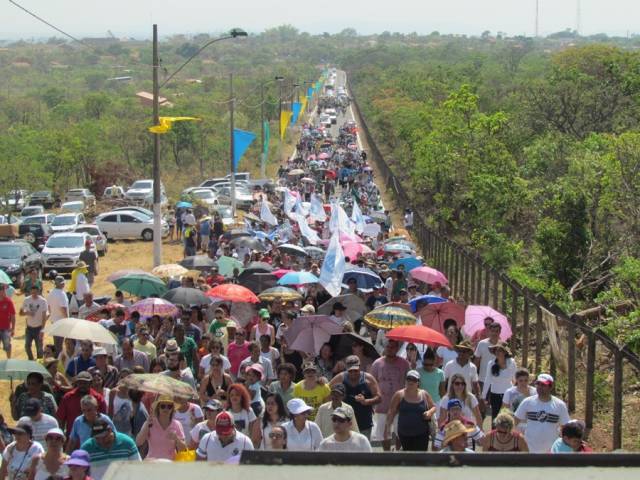 12ª Romaria Diocesana de Nossa Senhora da Salete reúne mais de 5mil em Caldas Novas