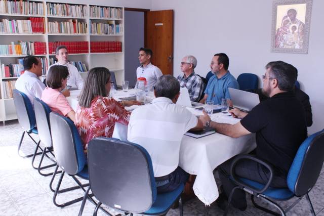 Comissão prepara instrumentos de trabalho para a Assembleia do Povo de Deus