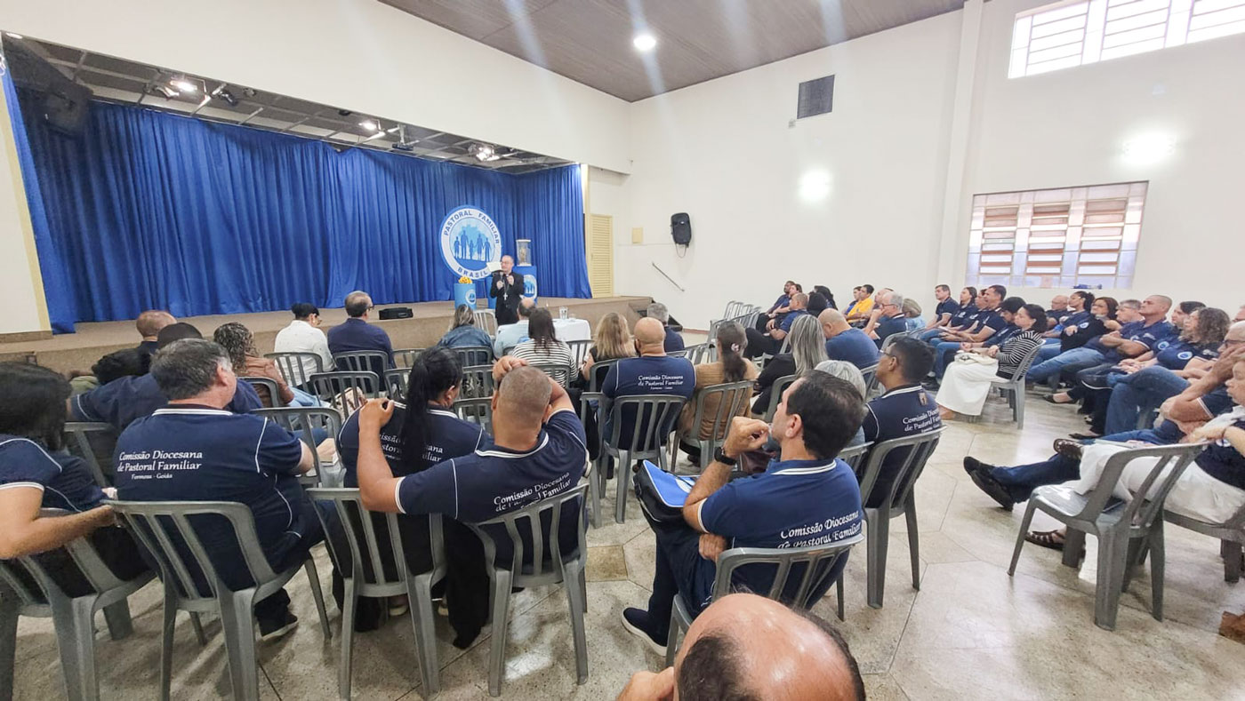 Retiro espiritual reuniu agentes da Pastoral Familiar, em Trindade